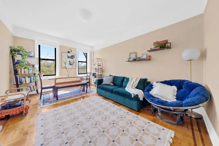 255 79th street d8