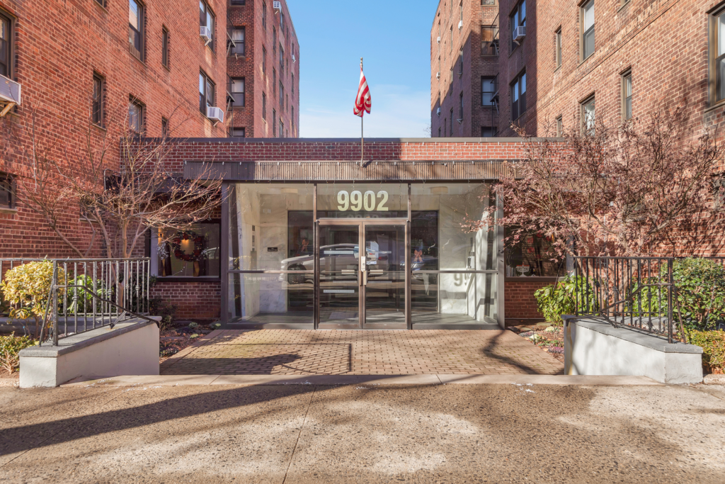 Front entrance at 9902 3rd Avenue in Bay Ridge, Brooklyn