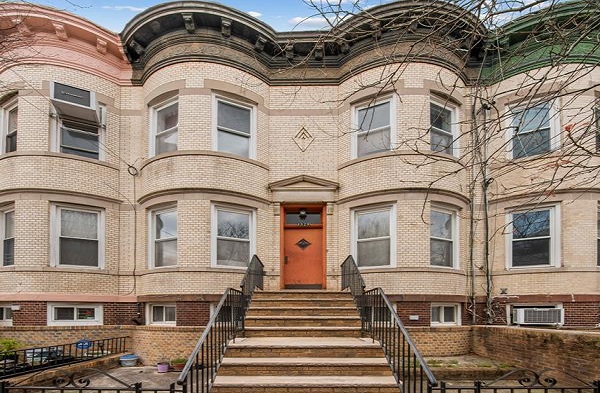 Four family house in Brooklyn