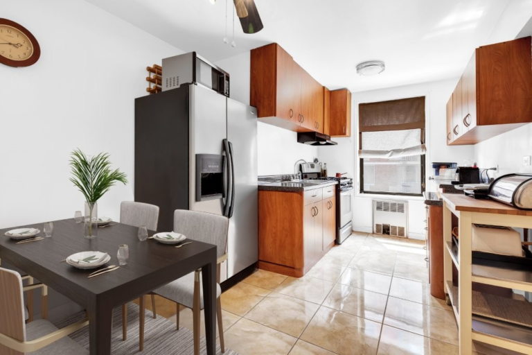 eat in kitchen with dining area at 9511 Shore Road Apt 313 in Bay Ridge, Brooklyn