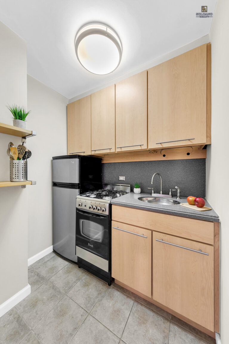 kitchen 7259 Shore Road studio co-op Bay Ridge Brooklyn